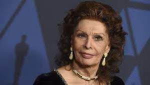 मशहूर अभिनेत्री सोफिया लॉरेन घर में गिरीं, आपात सर्जरी की गई मशहूर अभिनेत्री सोफिया लॉरेन घर में गिरीं, आपात सर्जरी की गई