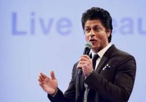 विलेन से लेकर रोमांटिक और एक्शन हीरो तक के किरदार में भाए शाहरुख खान