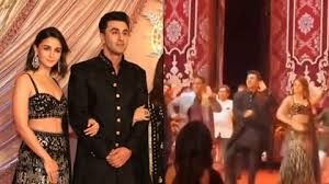 अनंत-राधिका के संगीत पर रणबीर और आलिया ने जमकर लगाए ठुमके, आकाश अंबानी ने डांस में दिया पूरा साथ