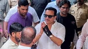  सैफ अली खान ने हमले वाली खौफनाक रात पर कहा- 'वो शख्स जेह के बेड...', करीना और तैमूर का था ये रिएक्शन