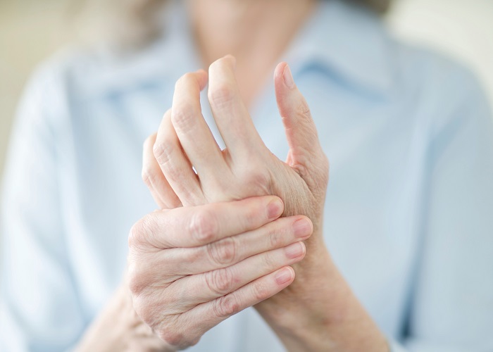 किस विटामिन की कमी की वजह से हाथ-पैर सुन्न होते हैं? किस विटामिन की कमी की वजह से हाथ-पैर सुन्न होते हैं?