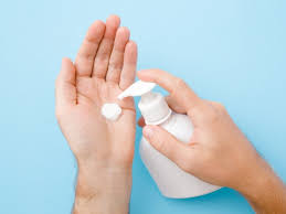 सर्दियों में हाथ की स्किन सिकुड़ी और रूखी दिखती है तो मॉइश्चराइज करने का अनोखा फार्मूला जान लें सर्दियों में हाथ की स्किन सिकुड़ी और रूखी दिखती है तो मॉइश्चराइज करने का अनोखा फार्मूला जान लें