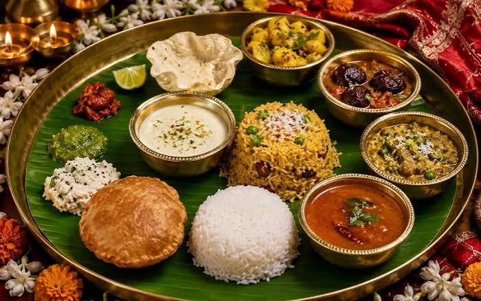 रात का खाना कितने बजे तक खा लेना चाहिए? डॉक्टर से जानें सही समय पर खाना क्यों जरूरी है रात का खाना कितने बजे तक खा लेना चाहिए? डॉक्टर से जानें सही समय पर खाना क्यों जरूरी है