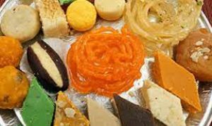  खाने के बाद जरूर खाना चाहिए मीठा, यहां जाने चमत्कारी फायदे