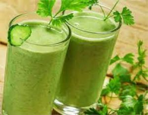  वजन कम करने से लेकर चेहरे पर निखार लाने में कारगर है लौकी का जूस