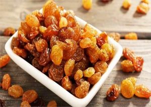  किशमिश का पानी सेहत के लिए है वरदान, फायदे चौंका देंगे 