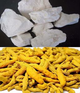  हाथ-पैर में मोच आ गई है तो आजमाएं ये देसी नुस्खा