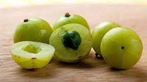 इम्युनिटी बढ़ाने के लिए सर्दियों में इस तरह करें आंवले का सेवन 