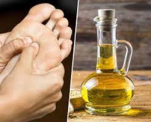  जोड़ों के दर्द और सूजन से पाना है छुटकारा तो रोजाना करें इन तेल से मालिश