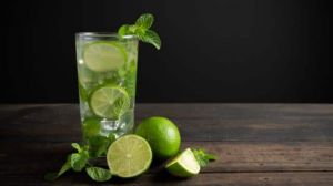  सुबह उठते ही पेट साफ करने के लिए अपनाएं ये 5 उपाय