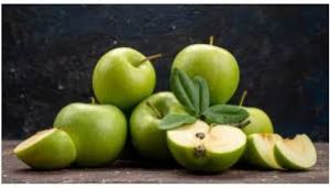 खाली पेट जरूर खाएं हरा सेब, सेहत को मिलेंगे जबरदस्त फायदे