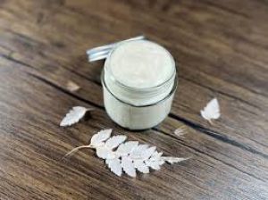 अंडरआर्म्स में रैशेज और खुजली की समस्‍या को दूर करती है यह होममेड क्रीम, जानें बनाने का तरीका