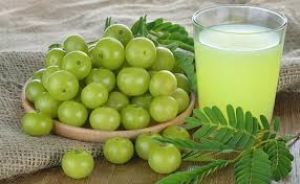  ब्लड शुगर लेवल रहता है हाई तो पिएं इन 5 फल-सब्जियों का जूस 