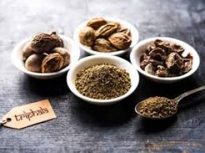  ये आयुर्वेदिक तरीके रखते हैं पेट को सेहतमंद 