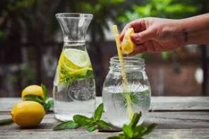   क्या सभी मॉर्निंग डिटॉक्स वॉटर वाकई में फायदेमंद होते हैं?  