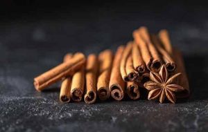  ज्यादा दालचीनी का सेवन सेहत के लिए हो सकता है नुकसानदायक 