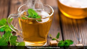  मानसून में इम्यूनिटी बूस्ट करे अदरक और तुलसी, घर पर ऐसे करें तैयार