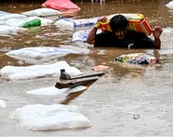 बाढ़ और भूस्खलन से 66 लोगों की मौत बाढ़ और भूस्खलन से 66 लोगों की मौत