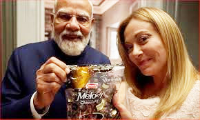 इटली दौरे में 'मेलोडी' टॉफी को लेकर मेलोनी ने जताया मोदी का आभार इटली दौरे में 'मेलोडी' टॉफी को लेकर मेलोनी ने जताया मोदी का आभार