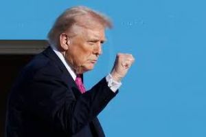 जहां हैं वहीं रुक जाएं, यूक्रेन और रूस: ट्रंप ने किया युद्ध समाप्त करने का आह्वान जहां हैं वहीं रुक जाएं, यूक्रेन और रूस: ट्रंप ने किया युद्ध समाप्त करने का आह्वान