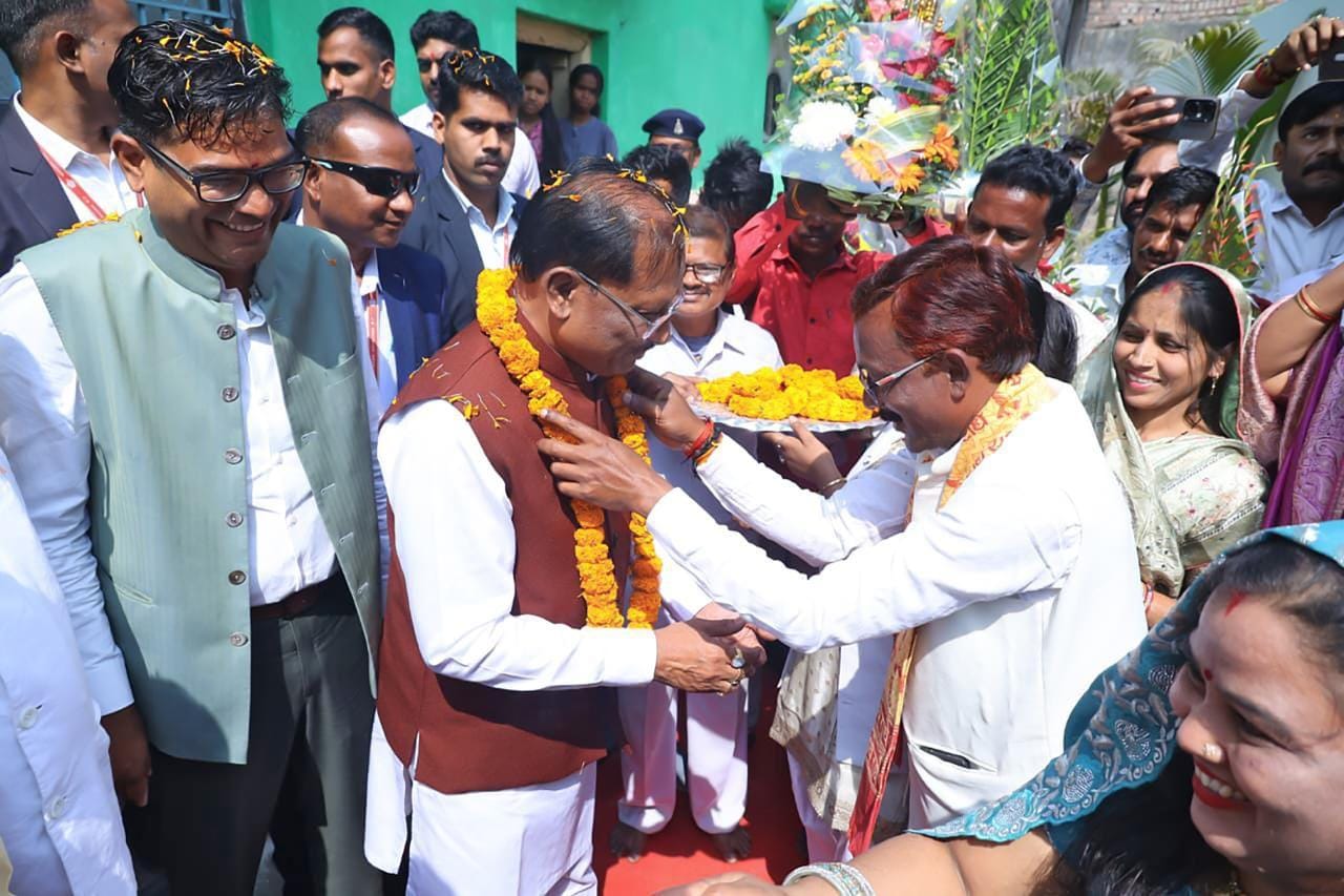 नगरीय निकायों में ऐतिहासिक जनादेश का एक वर्ष: सुशासन, पारदर्शिता और विकास पर जनता की मुहर — मुख्यमंत्री नगरीय निकायों में ऐतिहासिक जनादेश का एक वर्ष: सुशासन, पारदर्शिता और विकास पर जनता की मुहर — मुख्यमंत्री