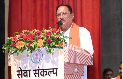 प्रधानमंत्री नरेंद्र मोदी के नेतृत्व में सशक्त और विकसित भारत का हो रहा निर्माण : मुख्यमंत्री प्रधानमंत्री नरेंद्र मोदी के नेतृत्व में सशक्त और विकसित भारत का हो रहा निर्माण : मुख्यमंत्री