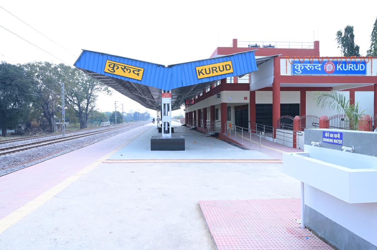 आजादी के बाद पहली बार रावघाट तक पहुँचेगी रेल आजादी के बाद पहली बार रावघाट तक पहुँचेगी रेल