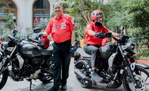   मुख्यमंत्री विष्णुदेव साय ने स्वयं बाइक चलाकर युवाओं को दिया सुरक्षित ड्राइविंग का संदेश