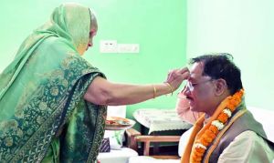   माँ का आशीर्वाद और अपार जनस्नेह : बगिया में आत्मीयता के साथ मना मुख्यमंत्री का जन्मदिन