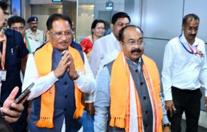 पश्चिम बंगाल में भाजपा की ऐतिहासिक विजय के बाद मुख्यमंत्री विष्णुदेव साय का रायपुर आगमन पर भव्य स्वागत पश्चिम बंगाल में भाजपा की ऐतिहासिक विजय के बाद मुख्यमंत्री विष्णुदेव साय का रायपुर आगमन पर भव्य स्वागत