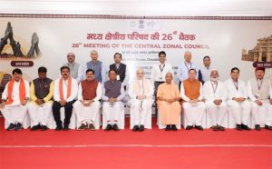 भारत के नक्सलमुक्त होने का संपूर्ण श्रेय सुरक्षाबलों के जवानों को : शाह भारत के नक्सलमुक्त होने का संपूर्ण श्रेय सुरक्षाबलों के जवानों को : शाह