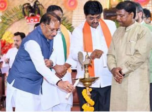 विश्व पर्यावरण दिवस पर मुख्यमंत्री ने किया ‘एक पेड़ माँ के नाम’ अभियान 2026-27 का शुभारंभ विश्व पर्यावरण दिवस पर मुख्यमंत्री ने किया ‘एक पेड़ माँ के नाम’ अभियान 2026-27 का शुभारंभ