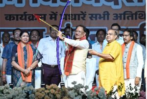 असत्य पर सत्य और बुराई पर अच्छाई की विजय का शाश्वत संदेश देता है विजयादशमी का पर्व : मुख्यमंत्री असत्य पर सत्य और बुराई पर अच्छाई की विजय का शाश्वत संदेश देता है विजयादशमी का पर्व : मुख्यमंत्री