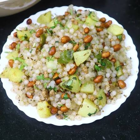 व्रत के लिए साबूदाने की स्वादिष्ट रेसिपी व्रत के लिए साबूदाने की स्वादिष्ट रेसिपी