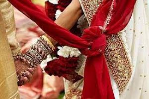 शादी के ठीक बाद न करें ये गलतियां, बनने लगेगी नकारात्मक छवि