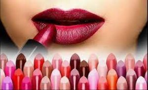  चेहरे के हिसाब से कैसे चुनें परफेक्ट शेड लिपस्टिक  