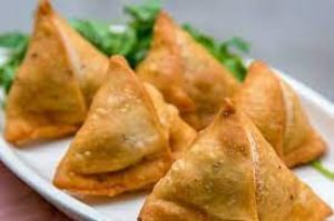  समोसा आपका भी है फेवरेट है तो जानिए इसका इतिहास