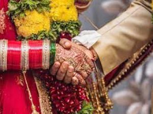 लव मैरिज को बनाना है खुशहाल, तो शादी के बाद इन चार बातों का रखें खास ध्यान 