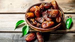 शुगर लेवल को कंट्रोल करने के साथ खजूर खाने से मिलते हैं इतने फायदे