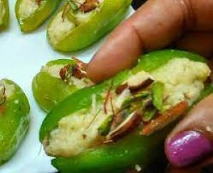  फेस्टिव सीजन में बनाएं स्पेशल परवल की मिठाई, जानें आसान रेसिपी