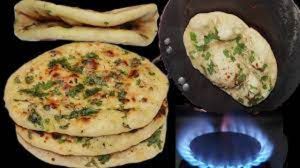 घर आए मेहमानों को इस तरह बनाकर खिलाएं बटर नान घर आए मेहमानों को इस तरह बनाकर खिलाएं बटर नान