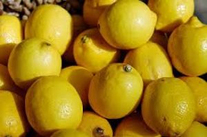 ऐसे करें रसीले नींबू की पहचान 
