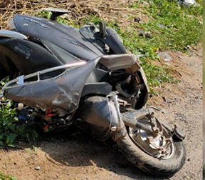 दो हादसों में पिता-पुत्र समेत 5 की मौत दो हादसों में पिता-पुत्र समेत 5 की मौत