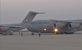 यूक्रेन से लौटे छात्रों ने मोदी को चाचा की उपाधि दी यूक्रेन से लौटे छात्रों ने मोदी को चाचा की उपाधि दी