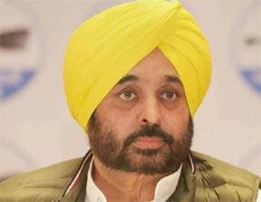 संविदा पर काम करने वाले 35,000 कर्मचारियों की सेवाएं नियमित की जाएंगी : मान संविदा पर काम करने वाले 35,000 कर्मचारियों की सेवाएं नियमित की जाएंगी : मान