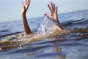 गंगा में नहाने गए दो दोस्त डूबे गंगा में नहाने गए दो दोस्त डूबे