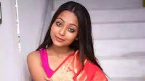 फ्लैट में मॉडल ने की खुदकुशी फ्लैट में मॉडल ने की खुदकुशी