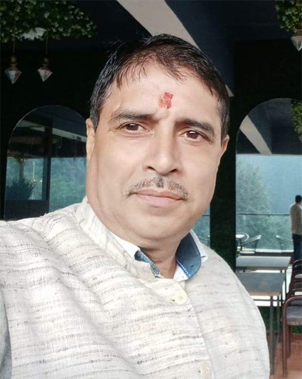 पूर्व मंत्री ने ओवरहेड टैंक पर चढ़कर खुद को मारी गोली, मौत पूर्व मंत्री ने ओवरहेड टैंक पर चढ़कर खुद को मारी गोली, मौत