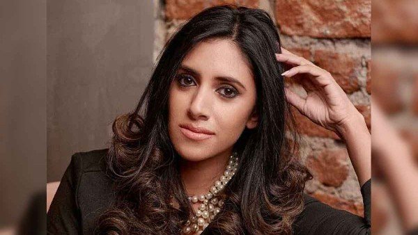 फैशन डिजाइनर अपने घर पर मृत पाई गईं.... फैशन डिजाइनर अपने घर पर मृत पाई गईं....