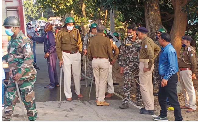 मारे गये डकैत की मां ने कहा: बेटे को मिली उचित सजा, पर चार अन्य को क्यों छोड़ा गया मारे गये डकैत की मां ने कहा: बेटे को मिली उचित सजा, पर चार अन्य को क्यों छोड़ा गया